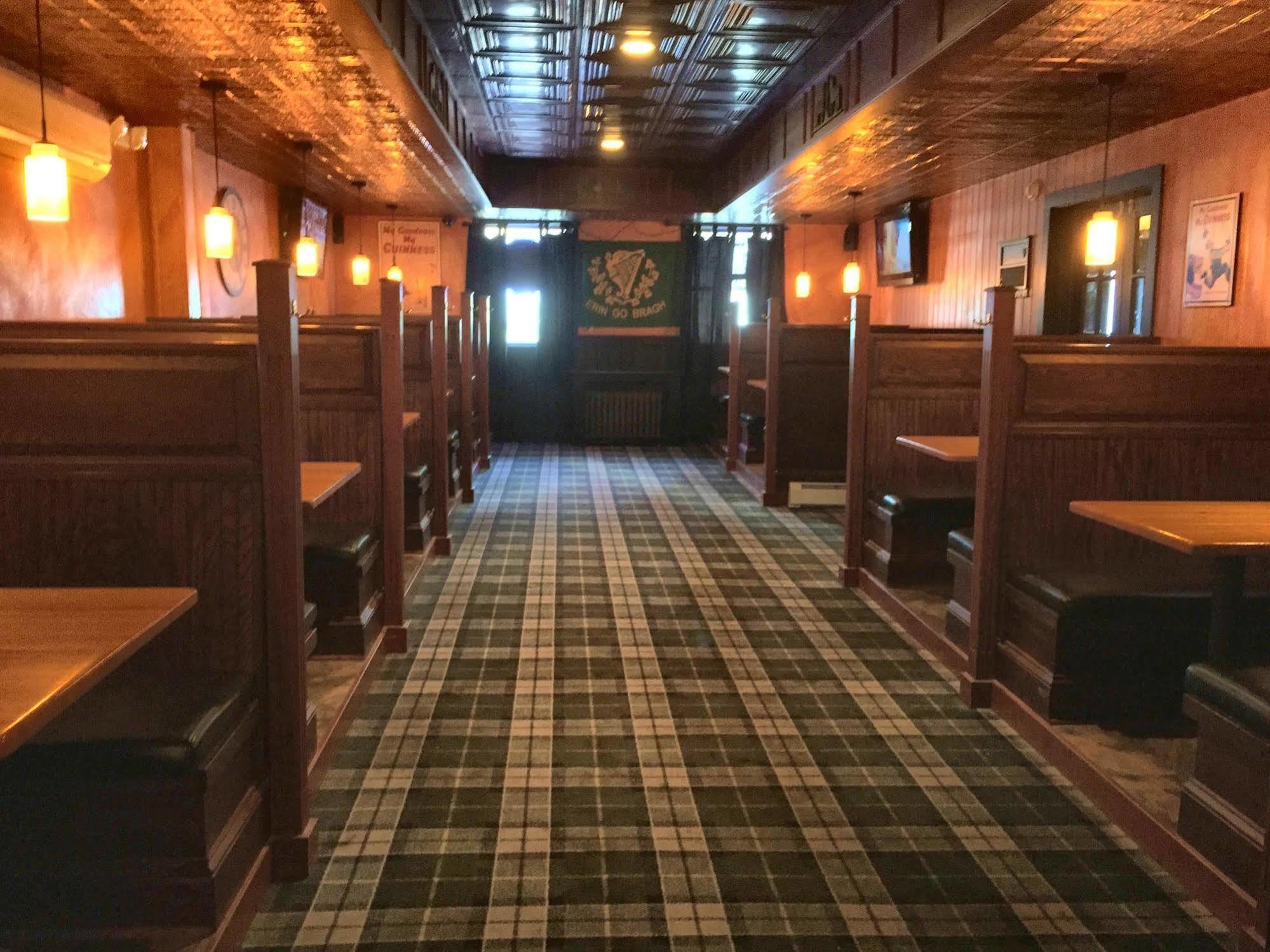 The Inn At Montrose Экстерьер фото